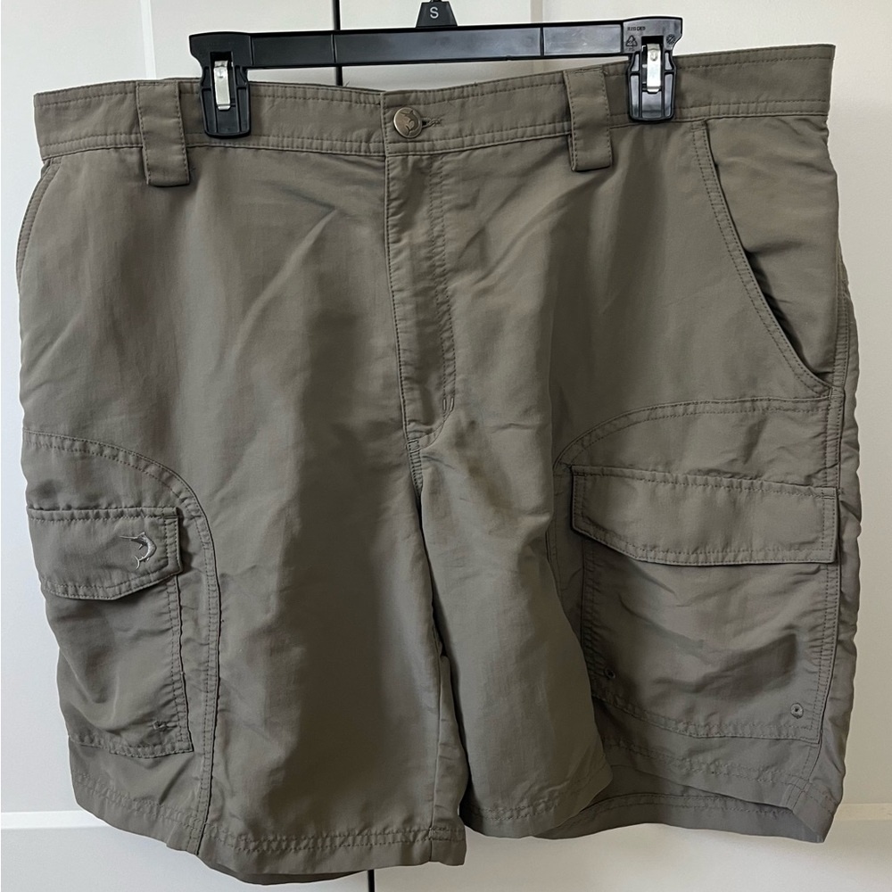 EUC Reel‎ Legends Men's Quick Dry Cargo Shorts - Olive, Size 40